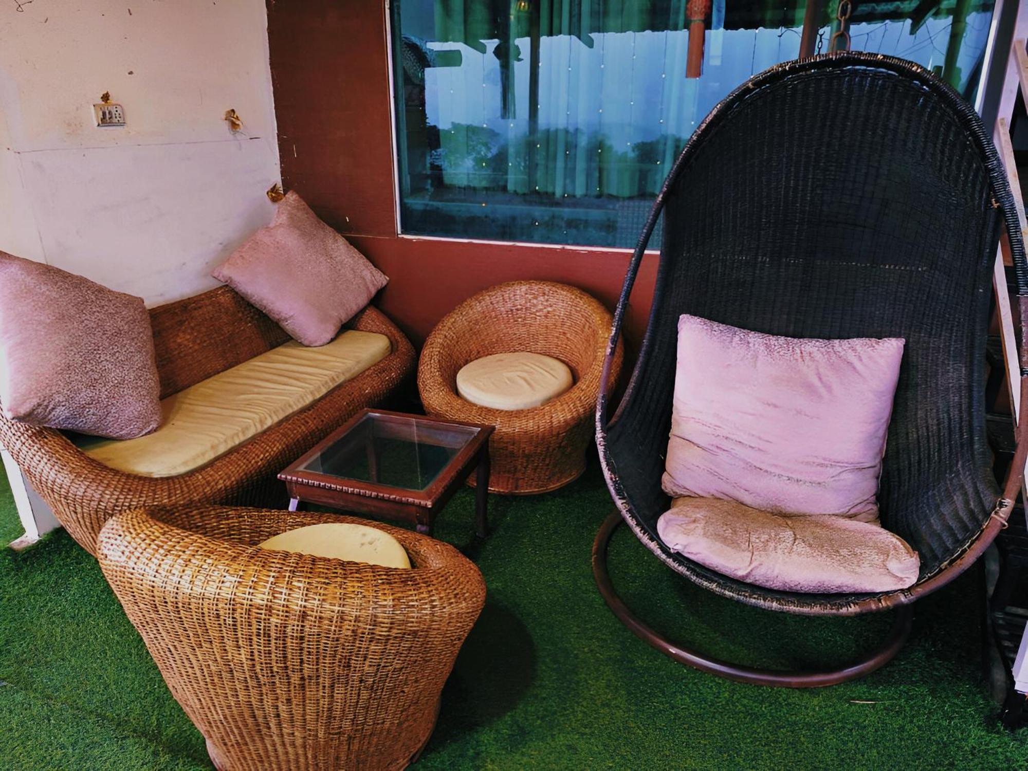 Forrest Homestay Villa Bhor ภายนอก รูปภาพ