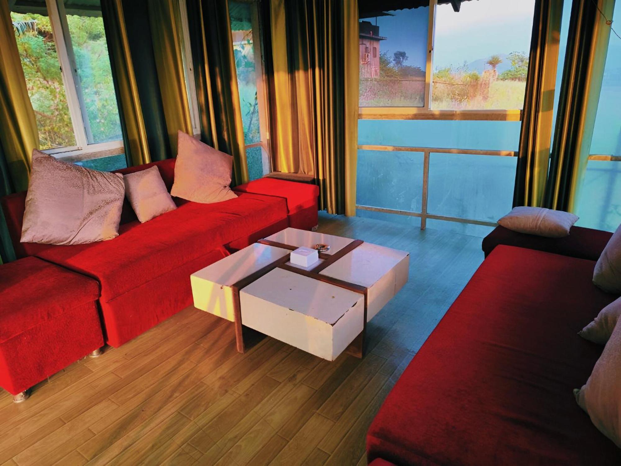 Forrest Homestay Villa Bhor ภายนอก รูปภาพ