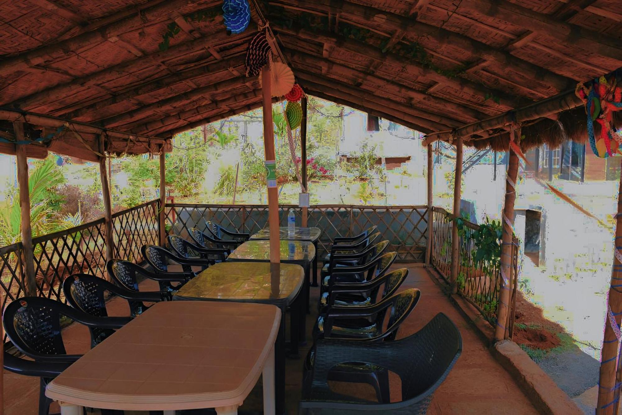 Forrest Homestay Villa Bhor ภายนอก รูปภาพ